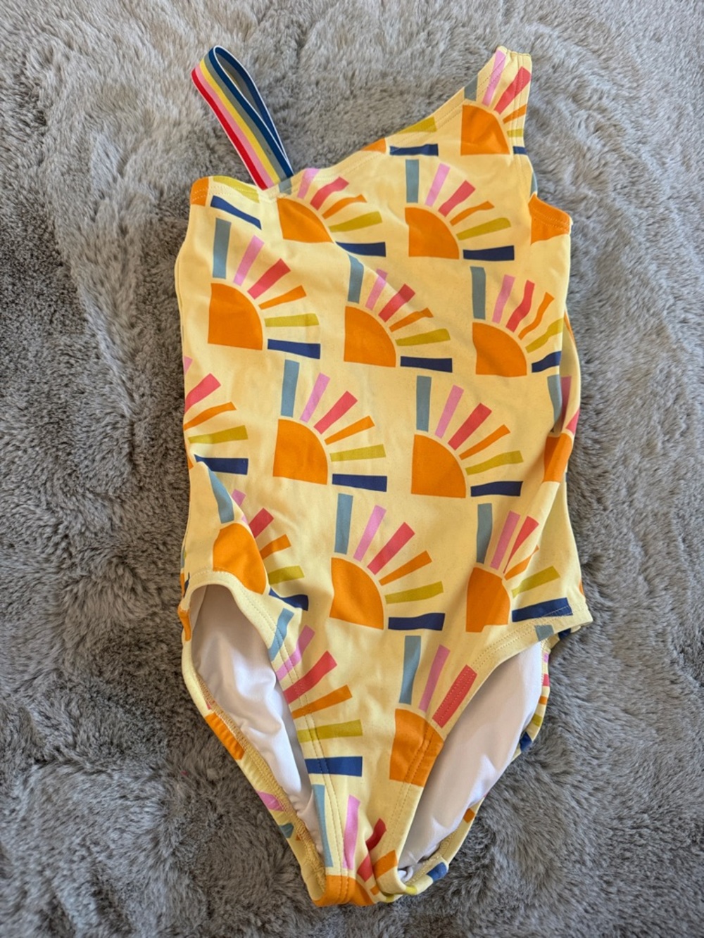 Hanna Andersson Yellow Sunrise Print One-Shoulder Swimsuit